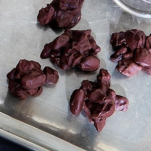 フランス人は、3種のデセールで食事を彩る。